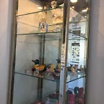 Maupin Stephane 아파트 *
